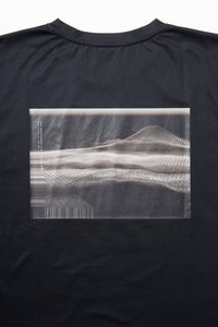 GRAPHIC-T